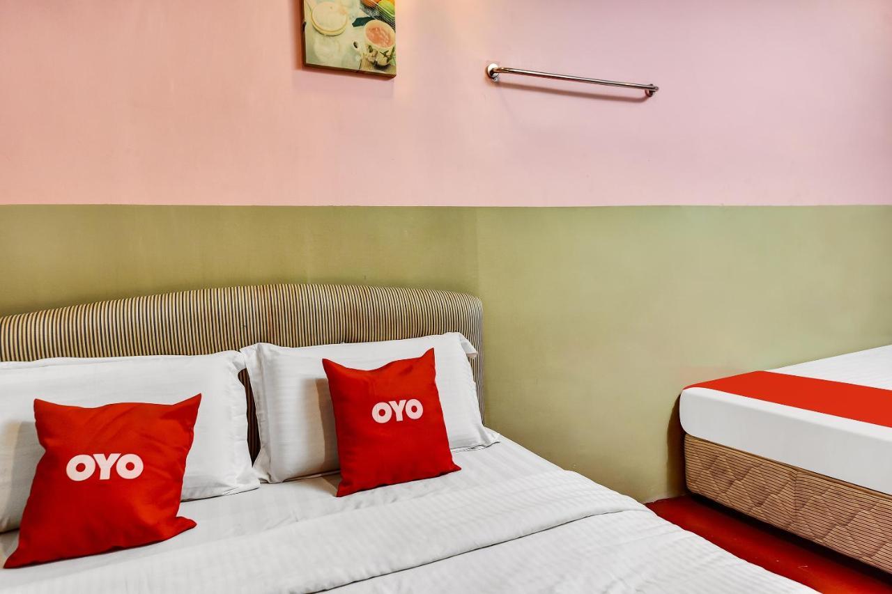 Hotel Bintang 까장 외부 사진