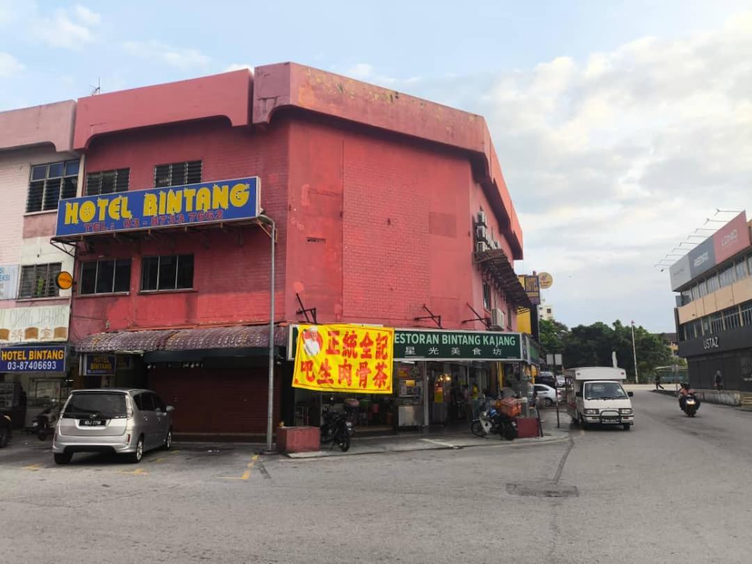 Hotel Bintang 까장 외부 사진